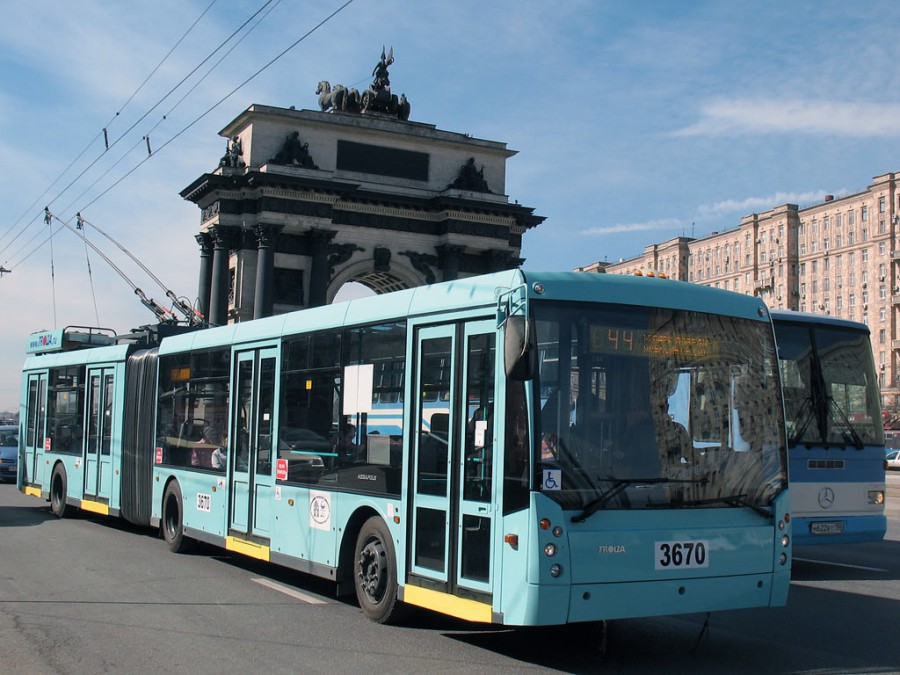  :
 - Moscow_trolleybus_3670.jpg
 - : 157,24, : 105