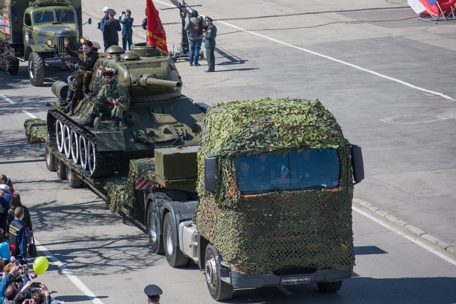 Техника принимавшая участие. Парад 9 мая Чебоксары. Чебоксары Военная техника. Военный парад Чебоксары 2020. Парад техники на земле.