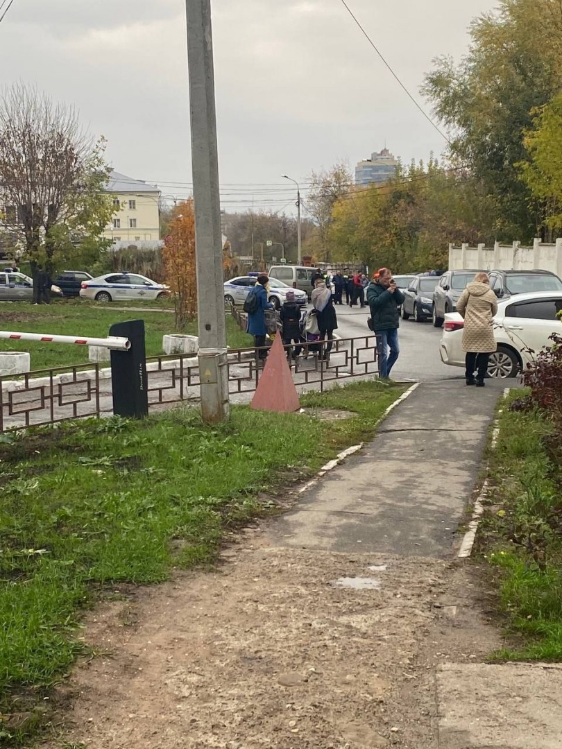 Инспекторы ГИБДД задержали белый БМВ в результате погони - Чебоксары