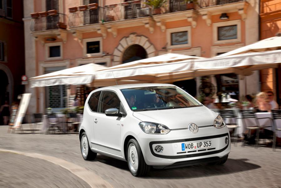  :
 - Volkswagen_up_.jpg
 - : 156,28, : 150