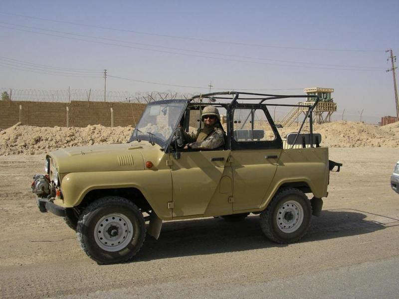  :
 - Russian_made_vehicle_UAZ_469_used_by_coalition_in_Iraq.jpg
 - : 97,42, : 98